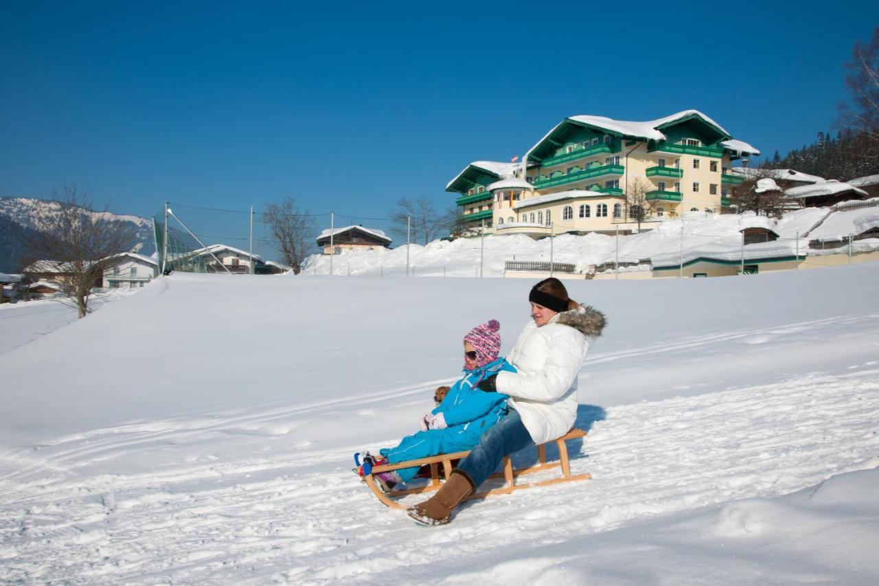 Wohlfuehlresort Und Feriengut Martinerhof Sankt Martin am Tennengebirge Eksteriør billede