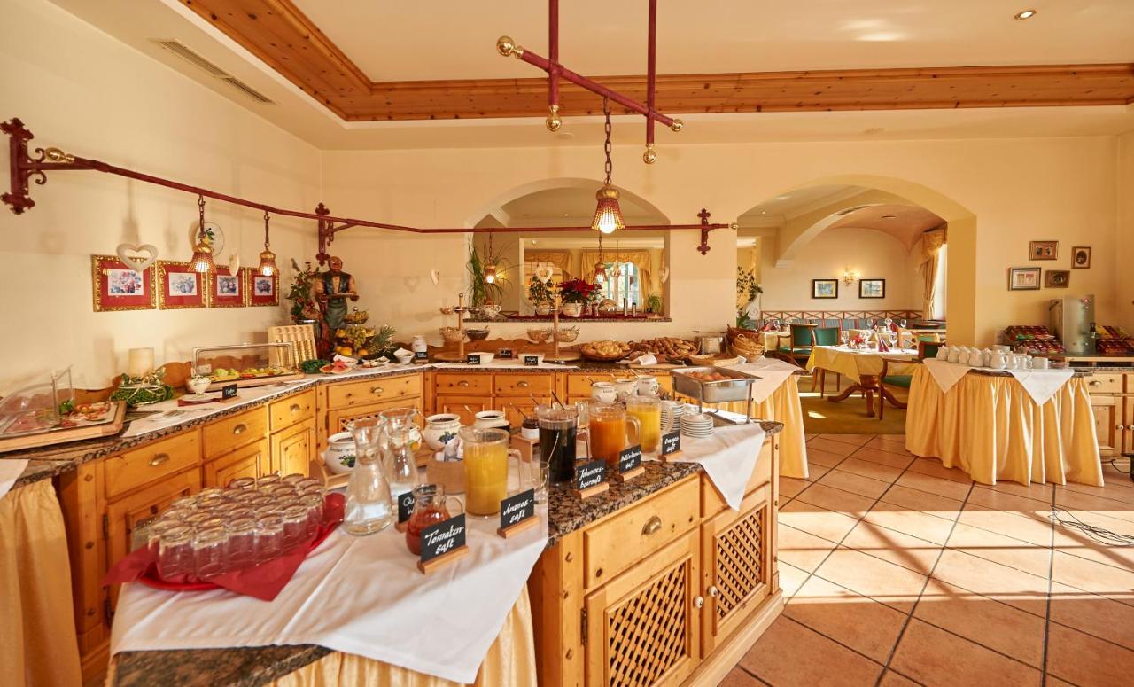 Wohlfuehlresort Und Feriengut Martinerhof Sankt Martin am Tennengebirge Eksteriør billede