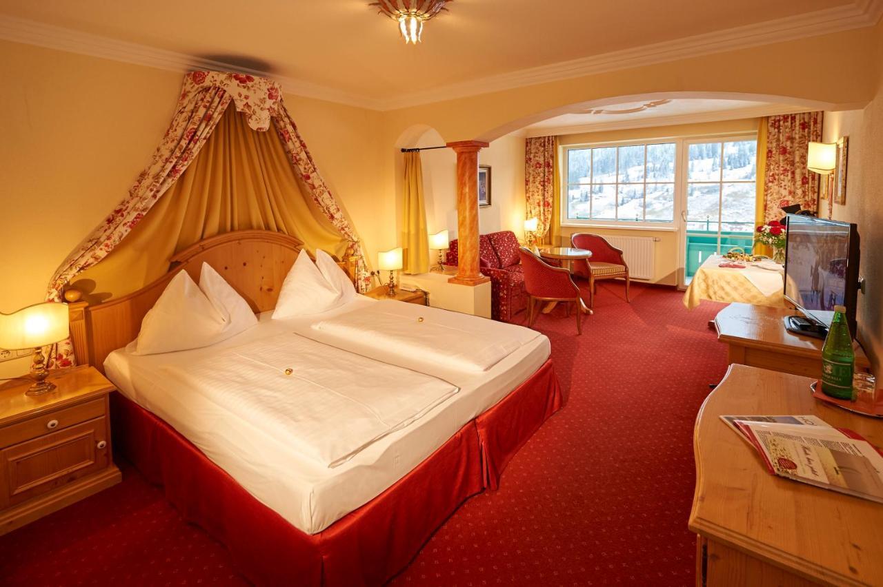 Wohlfuehlresort Und Feriengut Martinerhof Sankt Martin am Tennengebirge Eksteriør billede